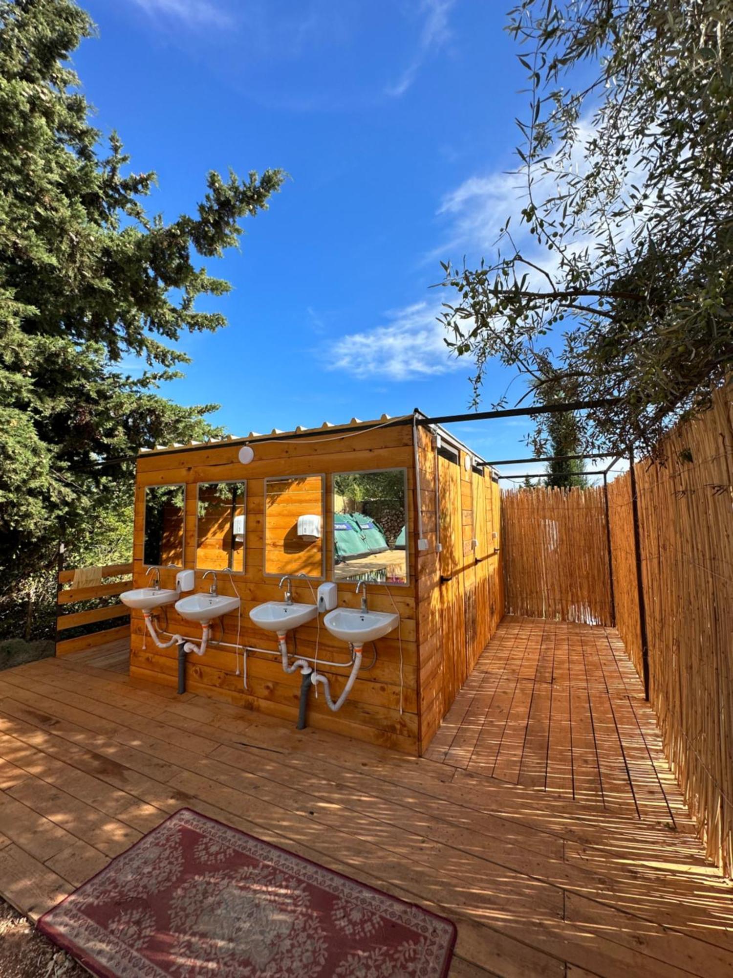 Dhërmi Alt Camping酒店 外观 照片